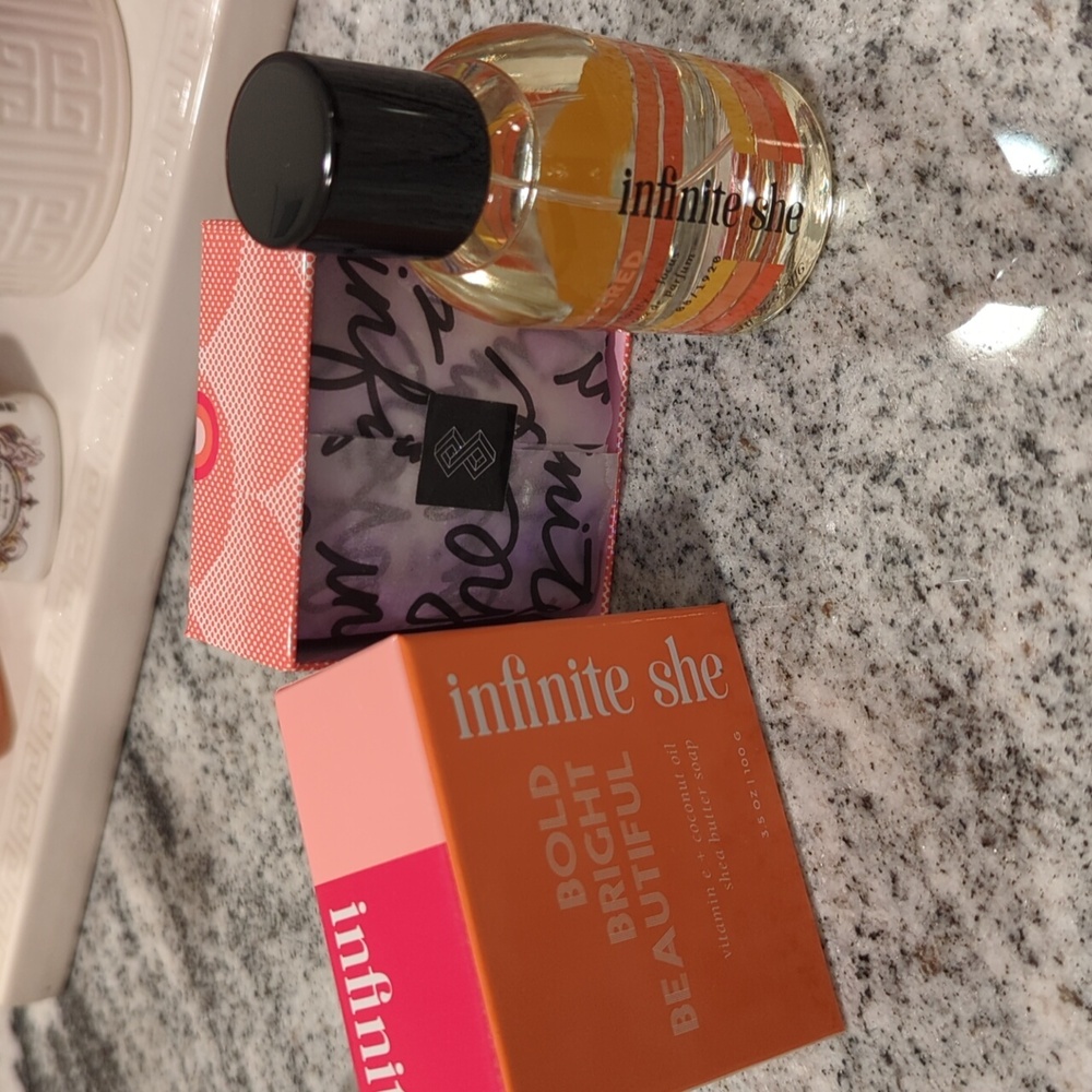 New INFINITE SHE Bundle - 2 items!
